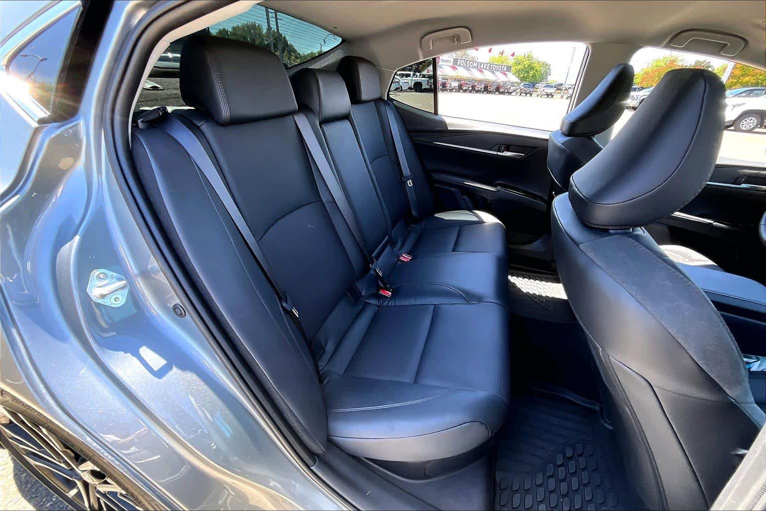 Used 2026 Toyota Camry XLE FWD image 19