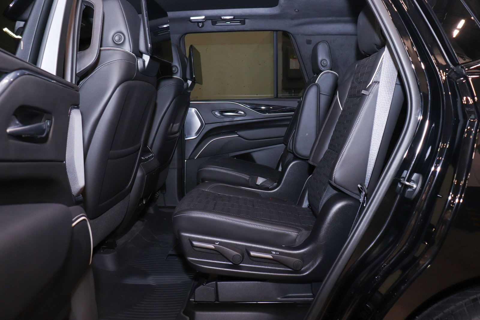 Used 2023 Cadillac Escalade V image 19