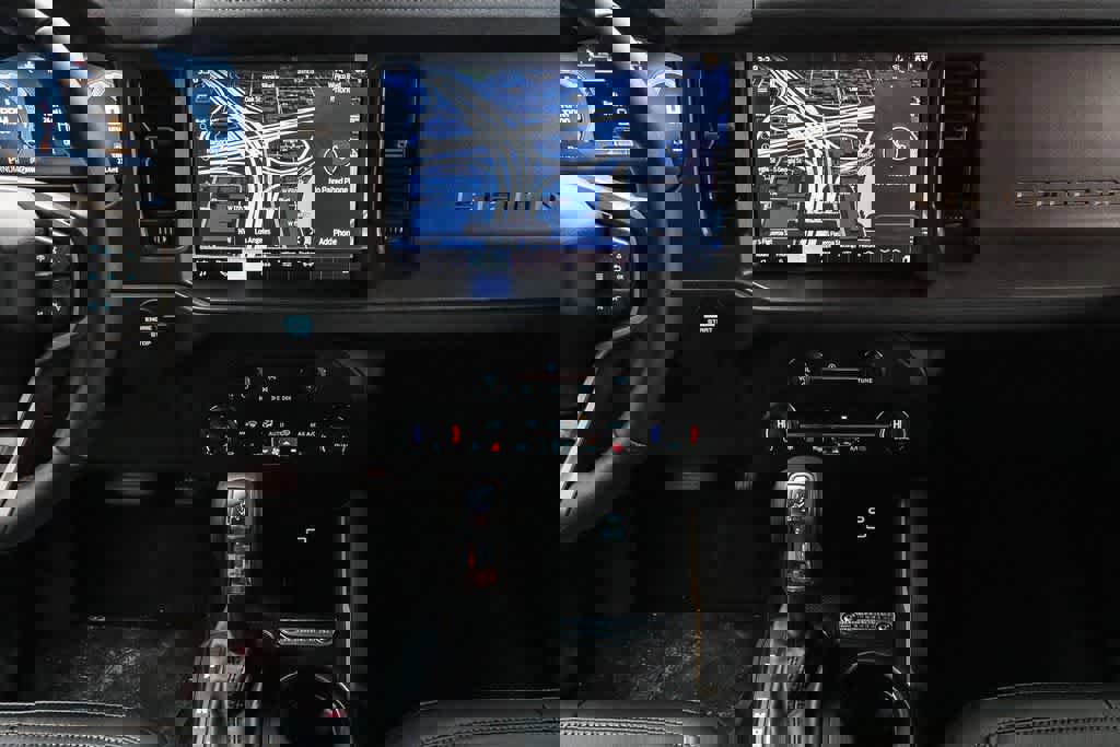 New 2025 Ford Bronco Badlands image 11