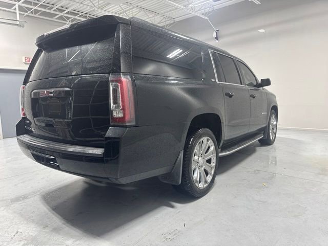 Used 2016 GMC Yukon XL SLT w/ Enhanced Security Package AWD/4WD image 5