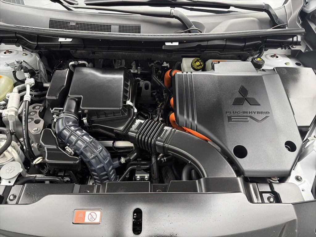 Used 2023 Mitsubishi Outlander SEL image 19