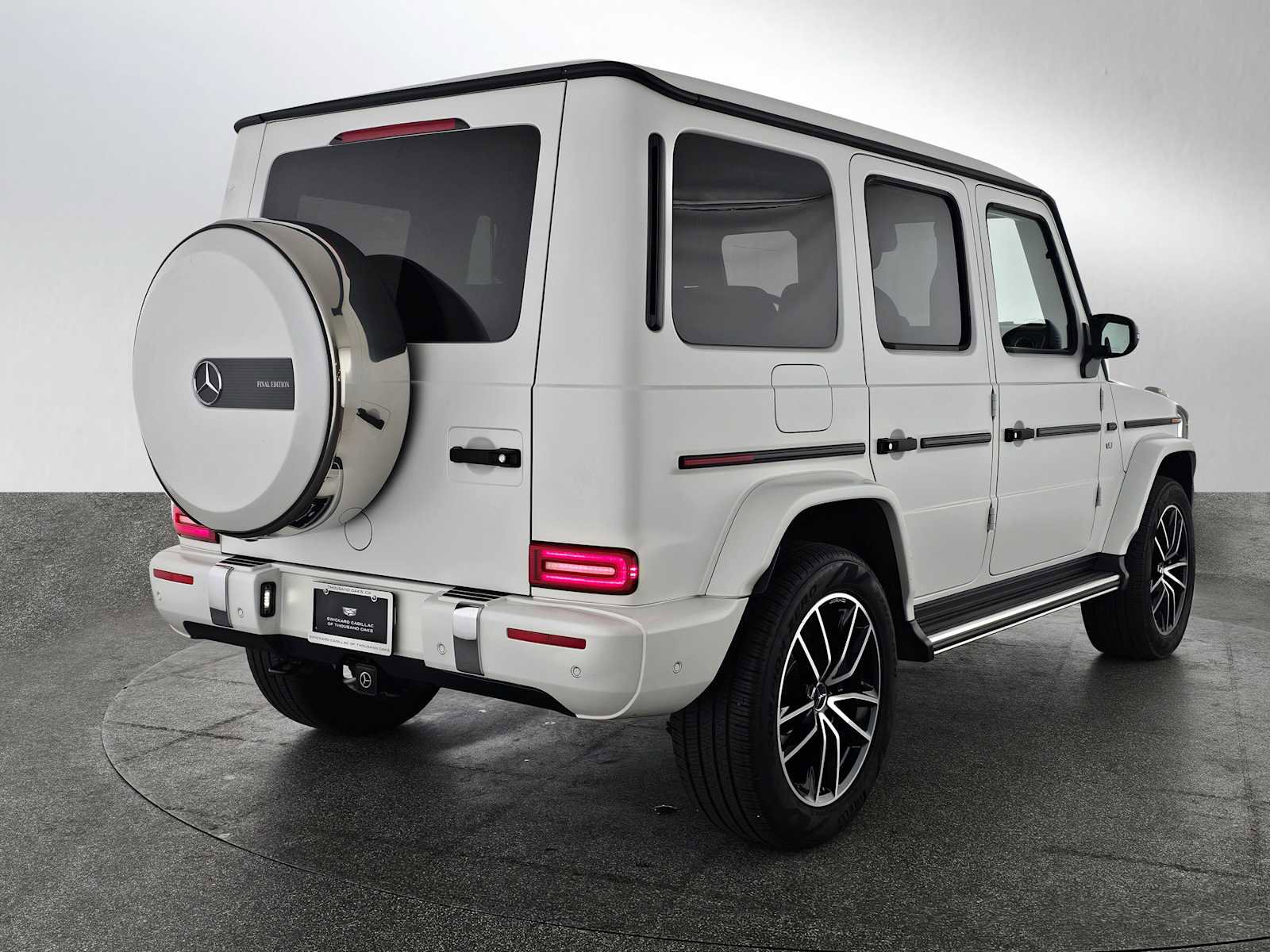 Used 2024 Mercedes-Benz G 550 image 3
