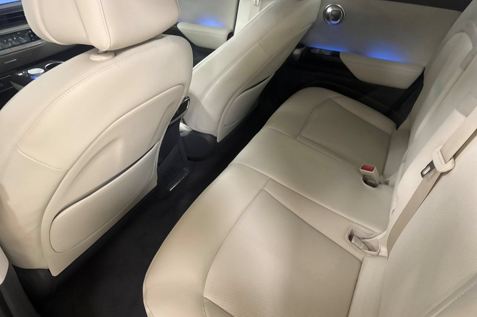 New 2026 Genesis GV60 RWD image 12