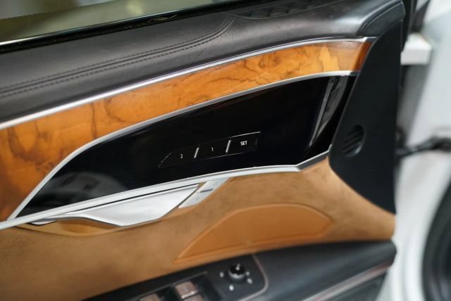 Used 2019 Audi A8 L 3.0T w/ Luxury Package AWD/4WD image 12