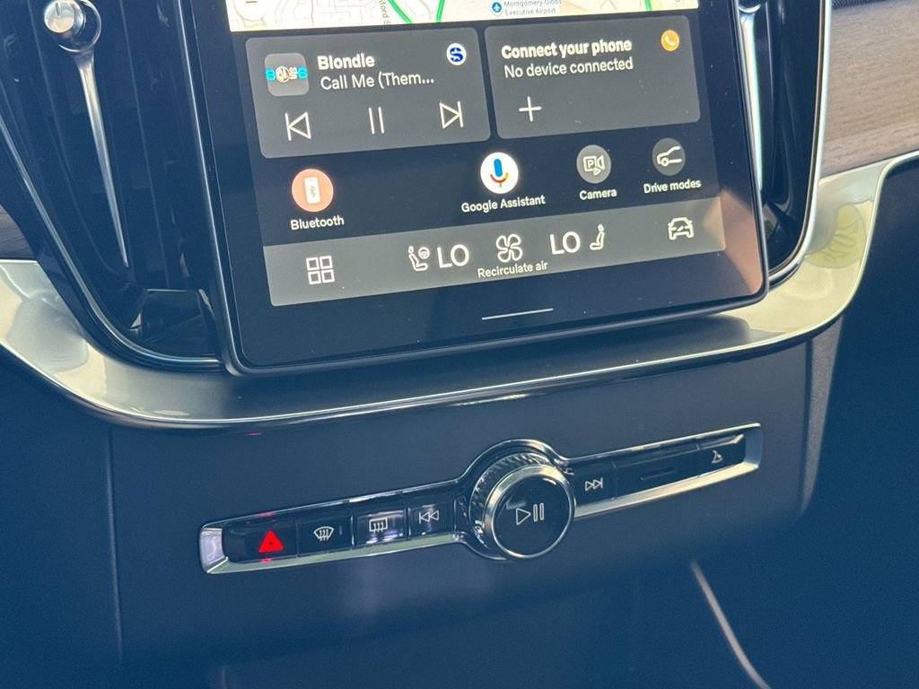 New 2026 Volvo XC90 B5 Plus image 21