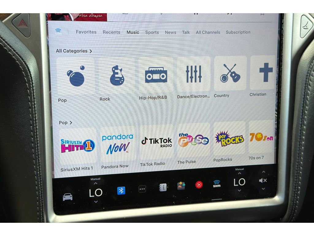 Used 2018 Tesla Model X Long Range image 19