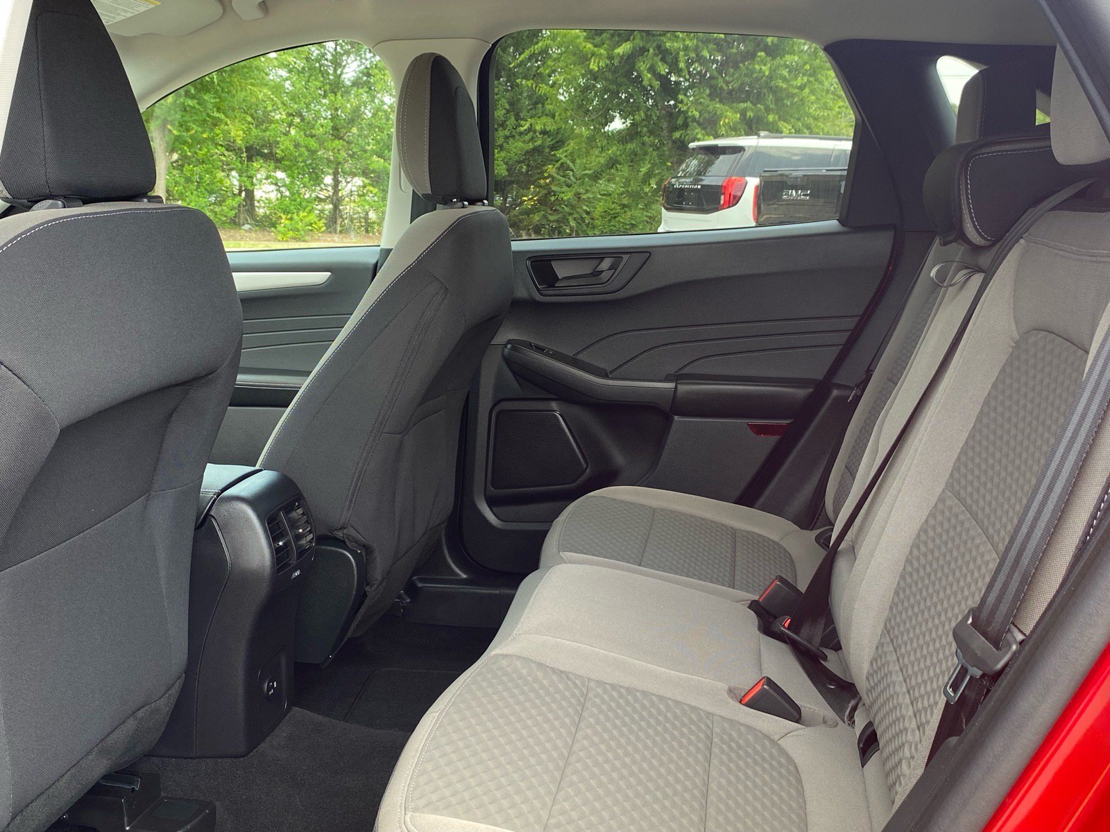 Certified 2022 Ford Escape SE w/ SE Sport Appearance Package FWD image 22