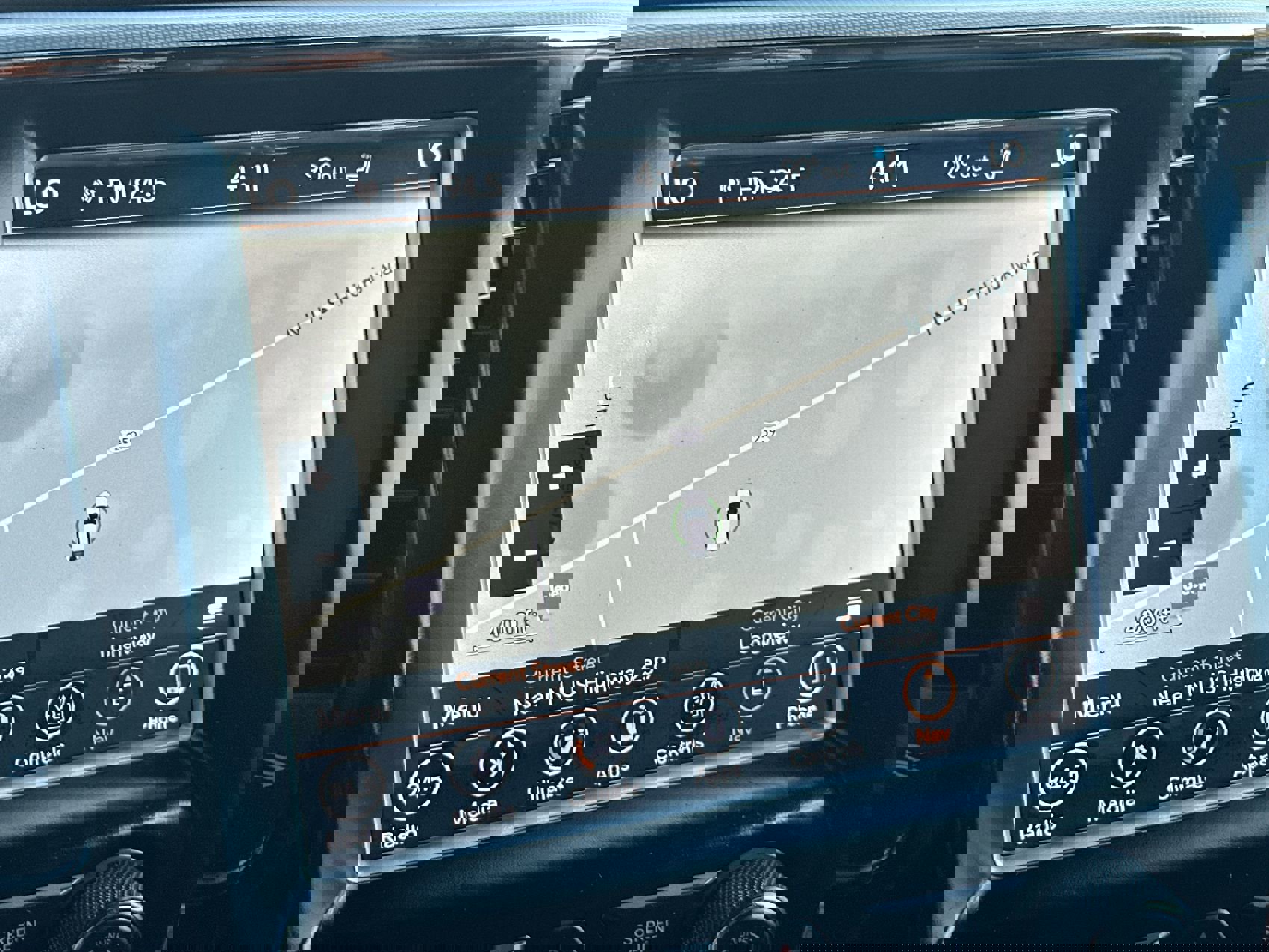 Used 2018 Jeep Grand Cherokee Summit image 18