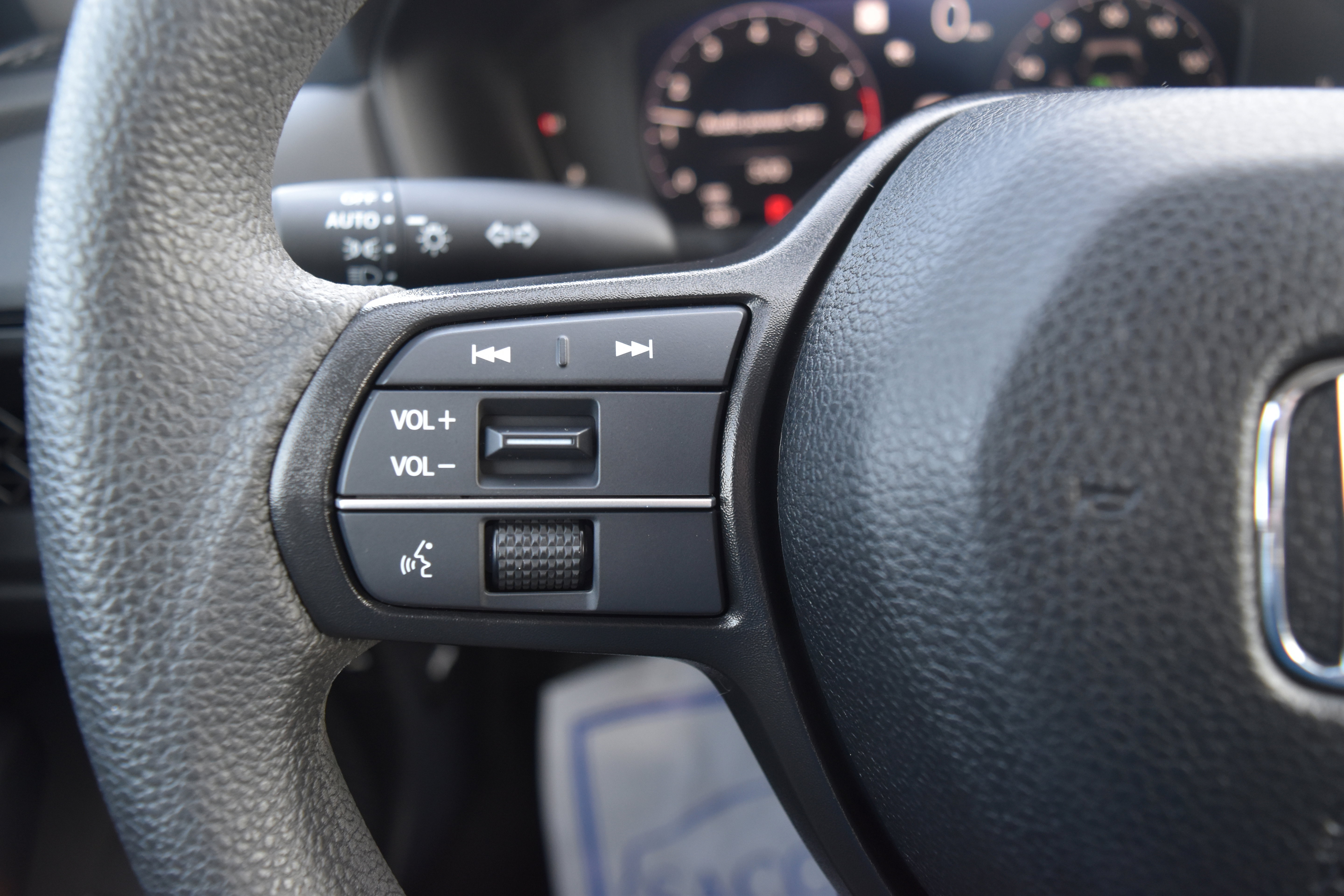 Used 2025 Honda Accord SE image 19