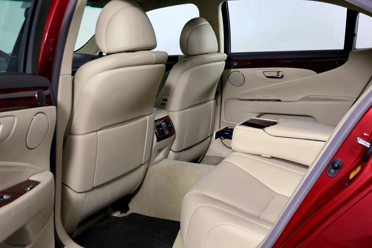 Used 2011 Lexus LS 460 L w/ Luxury Pkg AWD/4WD image 53