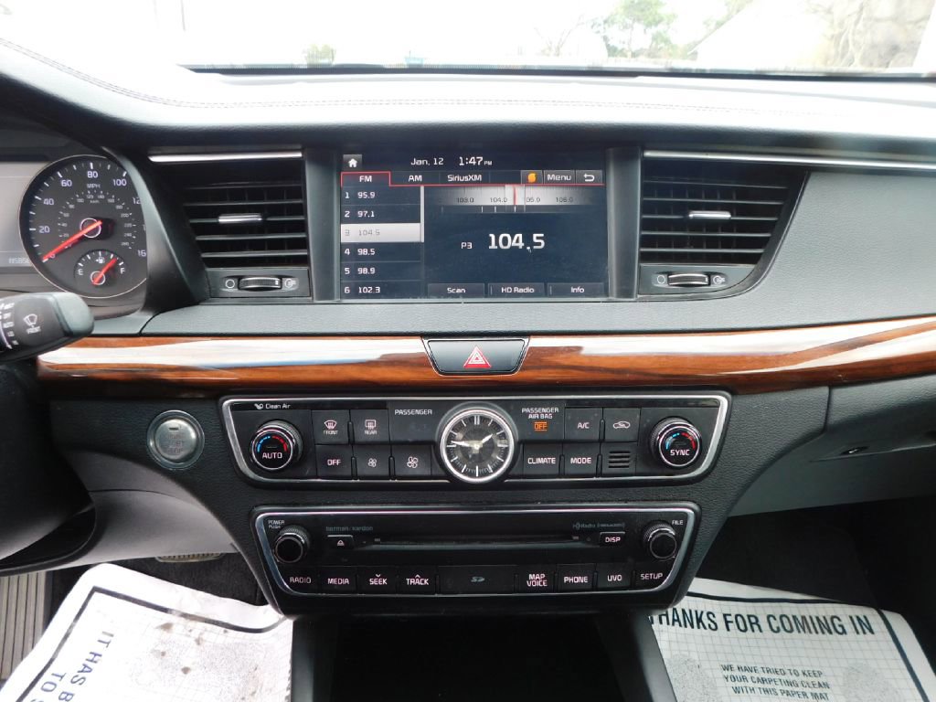 Used 2017 Kia Cadenza Technology FWD image 31