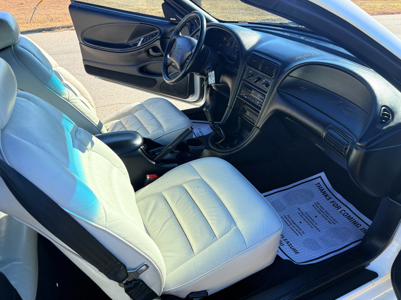 Used 1998 Ford Mustang Convertible image 36