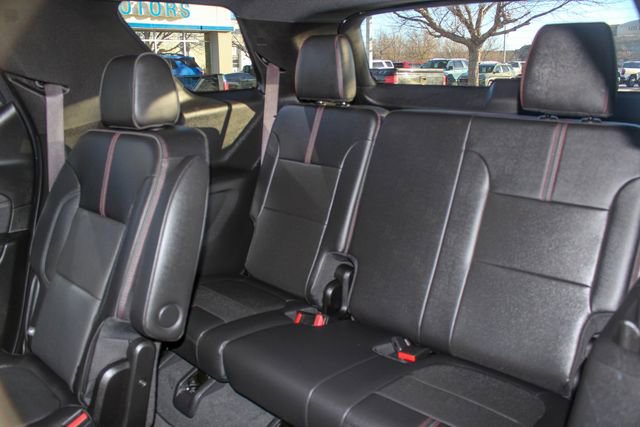 Used 2022 Chevrolet Traverse RS image 14