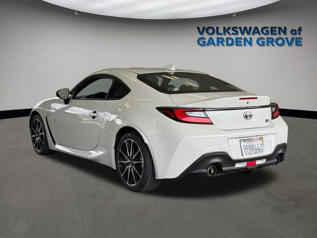 Used 2022 Toyota GR86 w/ ALL Weather Mat Package (TMS) image 5