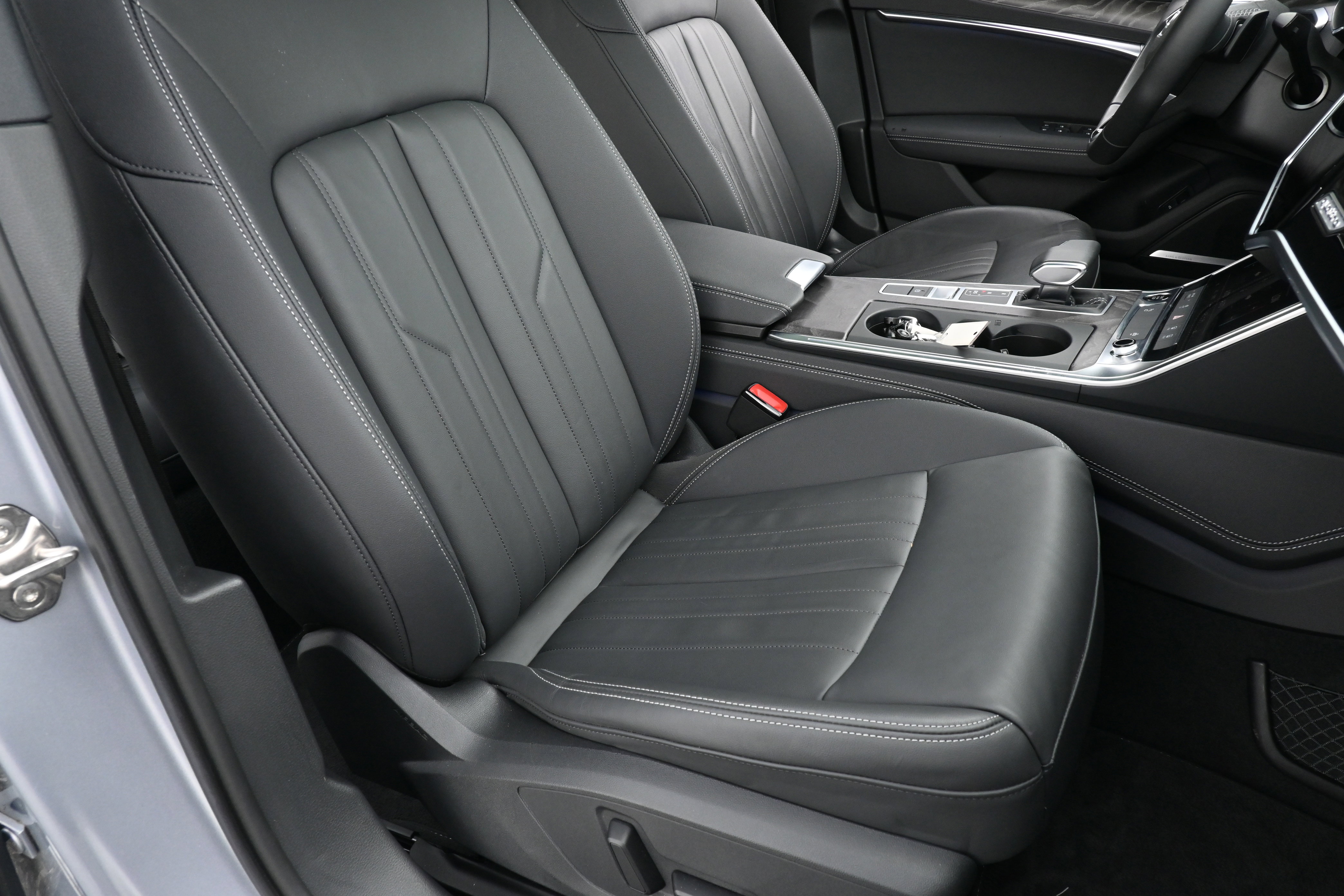 Used 2024 Audi A6 Premium Plus w/ Premium Plus Package image 21
