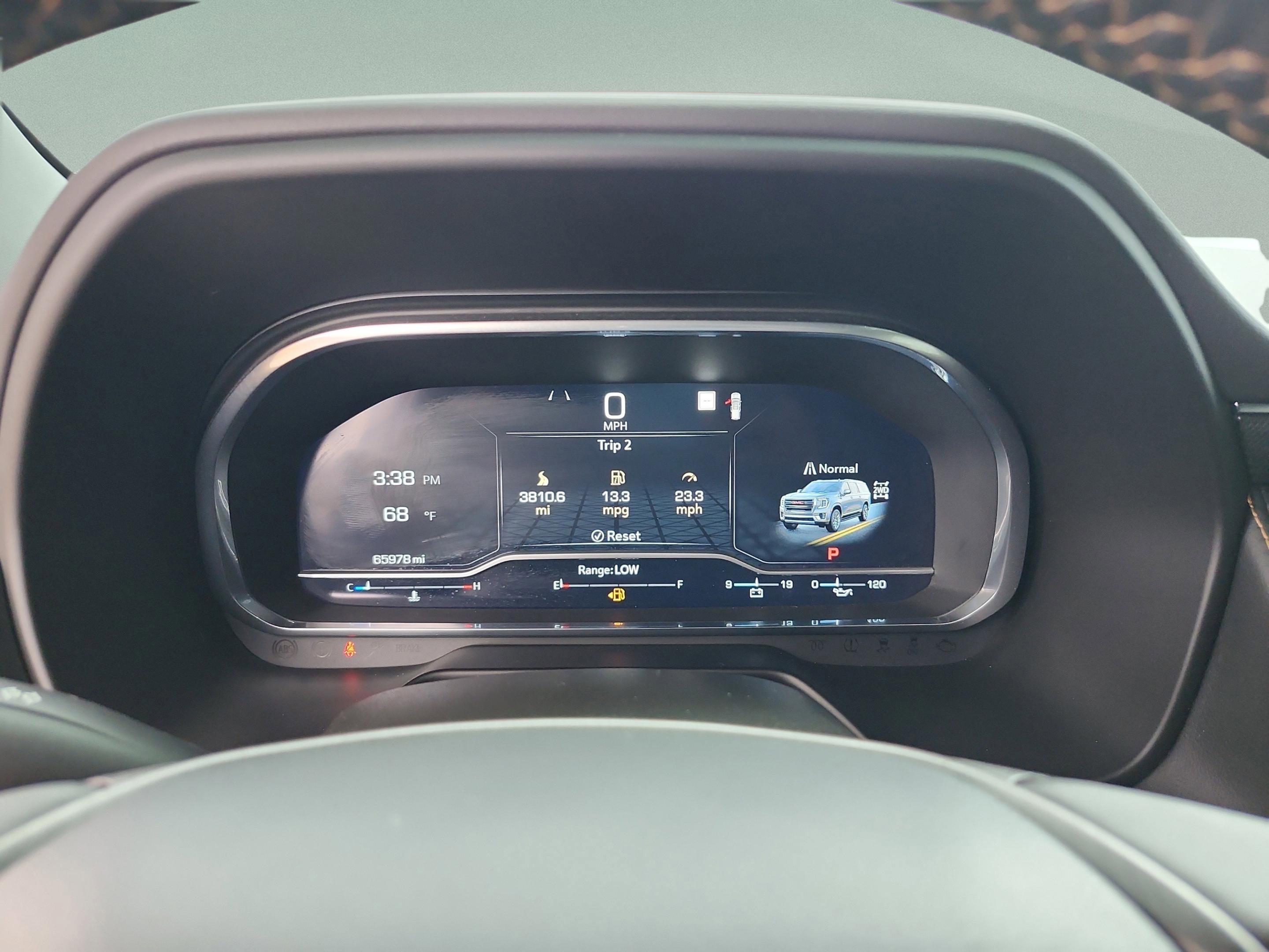 Used 2022 GMC Yukon AT4 w/ Max Trailering Package image 10