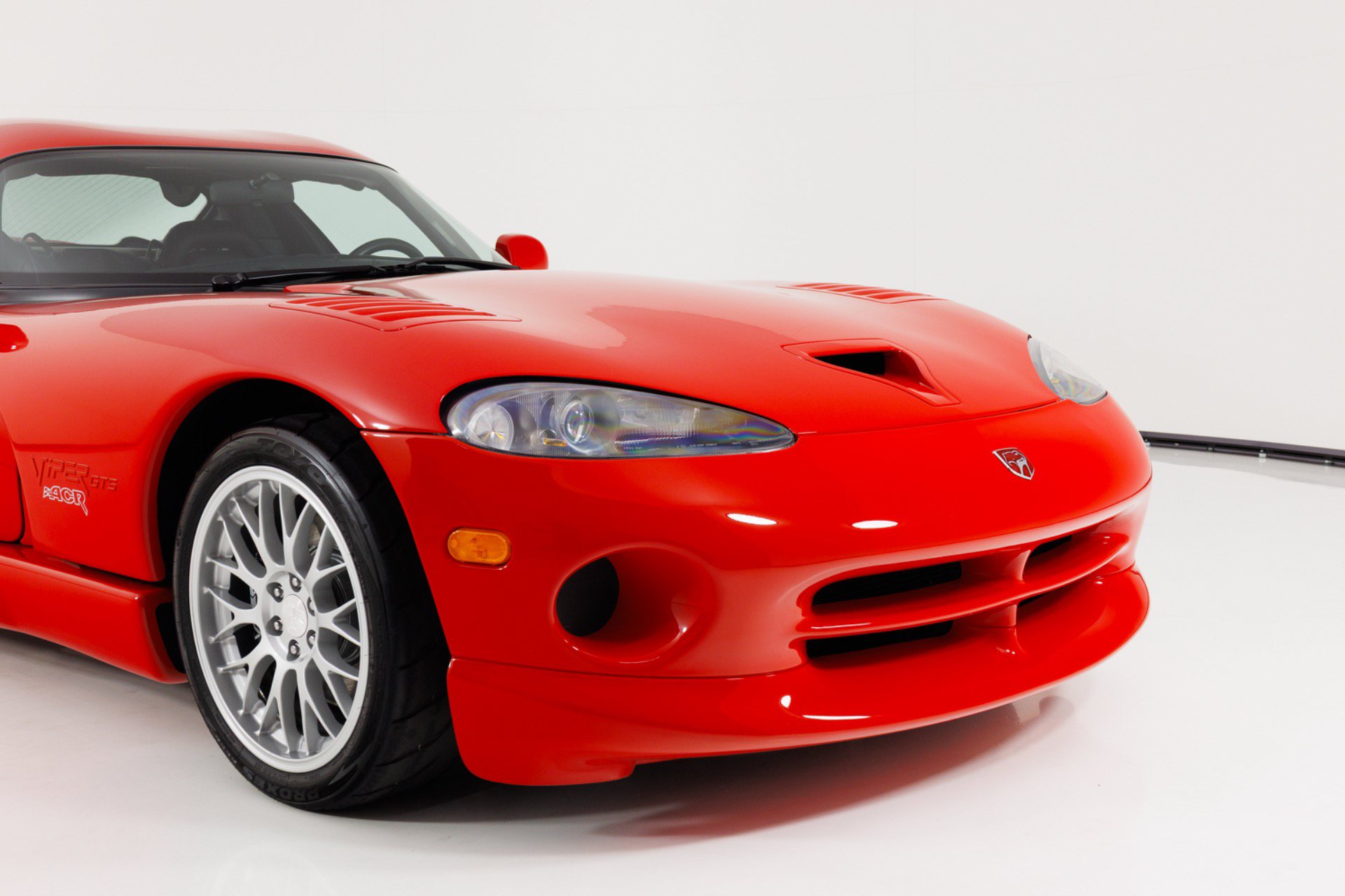 Used 1999 Dodge Viper GTS RWD image 48