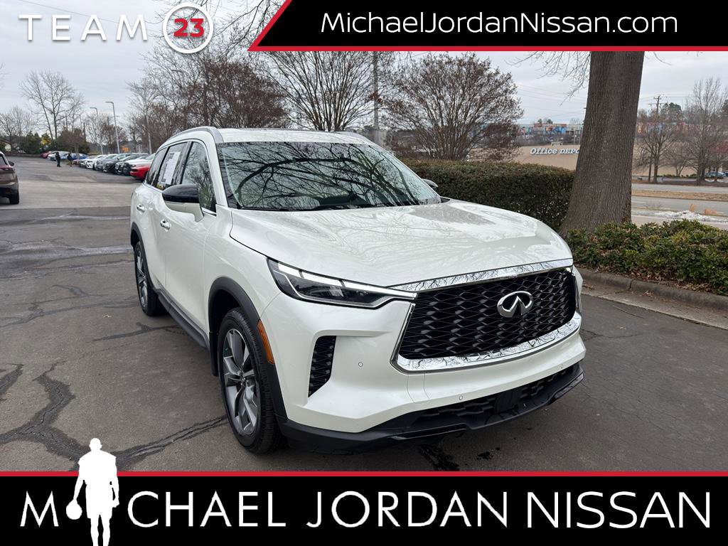 Used 2023 INFINITI QX60 Luxe w/ Cargo Package