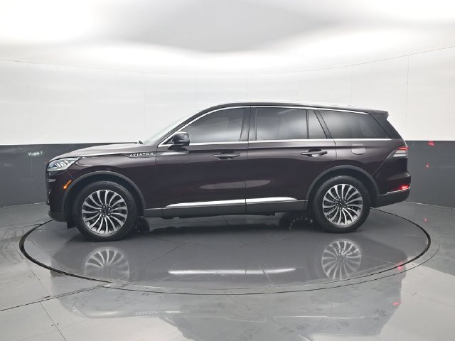 Used 2023 Lincoln Aviator AWD w/ Premium Package image 8