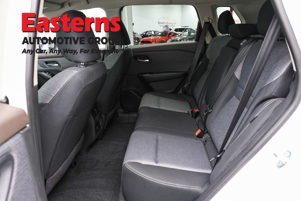 Used 2023 Nissan Rogue SV AWD/4WD image 21