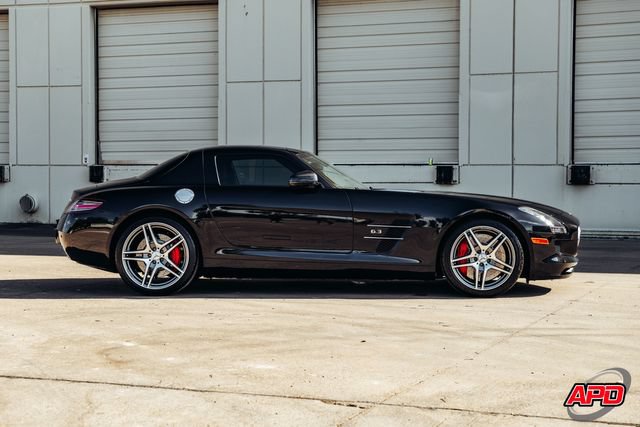 Used 2012 Mercedes-Benz SLS AMG Coupe image 15