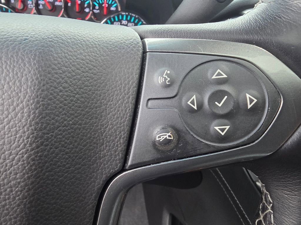 Used 2020 Chevrolet Suburban Premier image 28