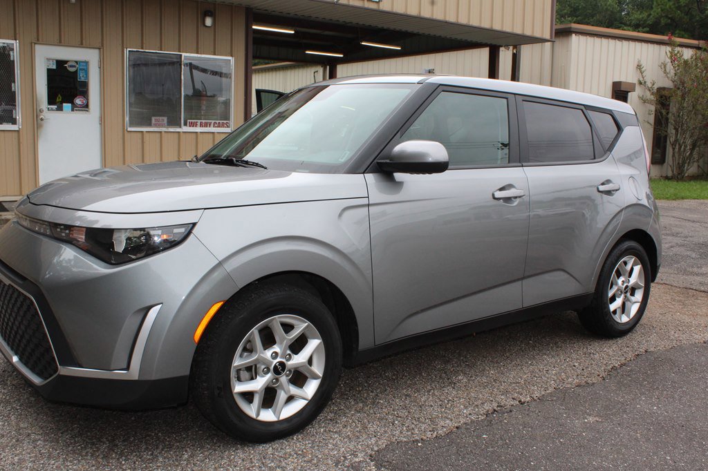 Used 2024 Kia Soul LX w/ Option Group 015 image 5