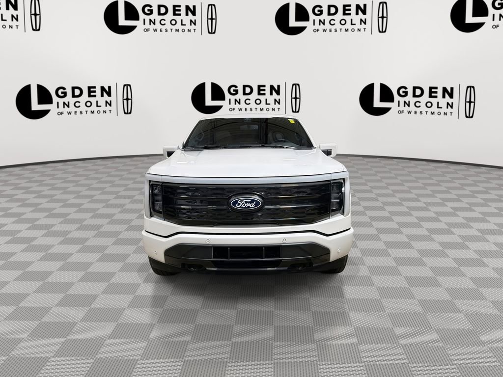 Used 2025 Ford F150 Lightning Platinum AWD/4WD image 3
