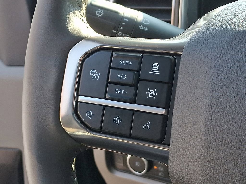 Certified 2025 Ford F250 Platinum w/ Platinum Plus Package image 23