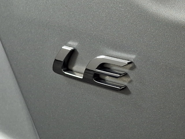 Used 2022 Toyota Corolla LE w/ Carpet Mat Package (TMS) FWD image 30