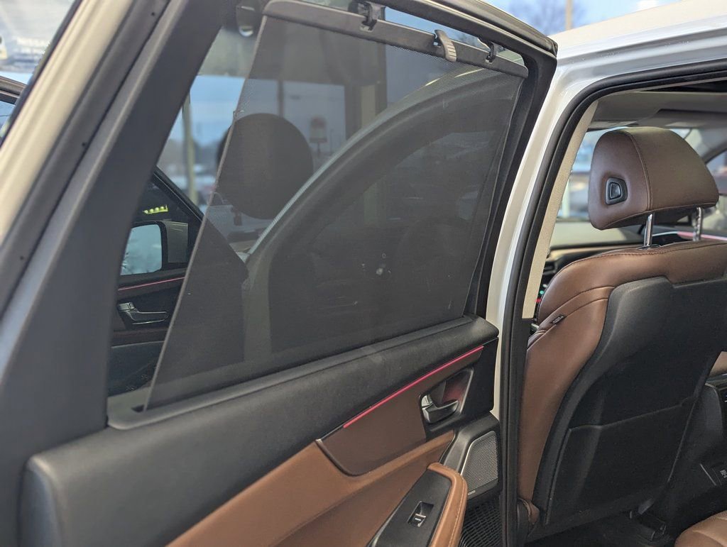 Used 2025 Acura MDX w/ Technology Package image 30