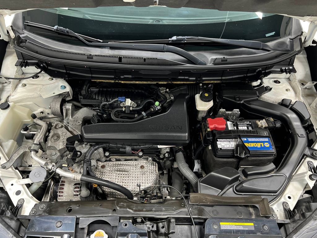 Used 2017 Nissan Rogue SV image 26