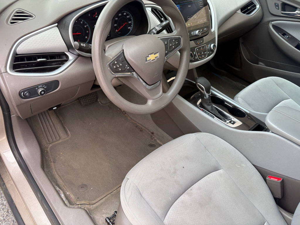 Used 2023 Chevrolet Malibu LT FWD image 12