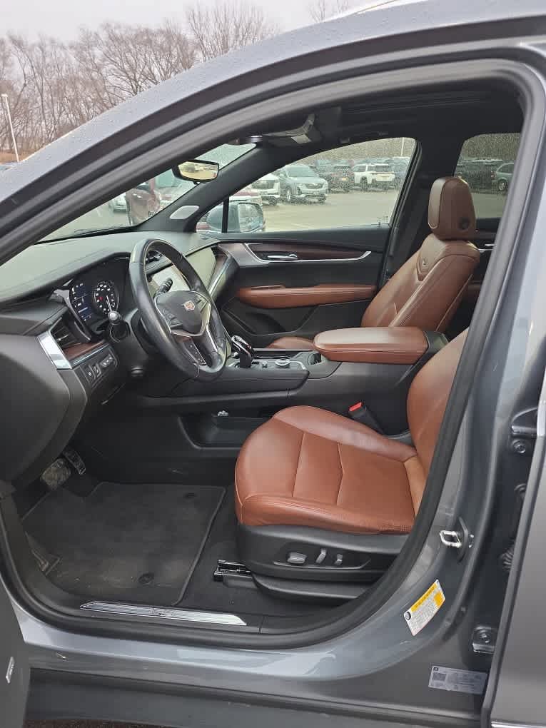 Used 2020 Cadillac XT5 Premium Luxury image 5