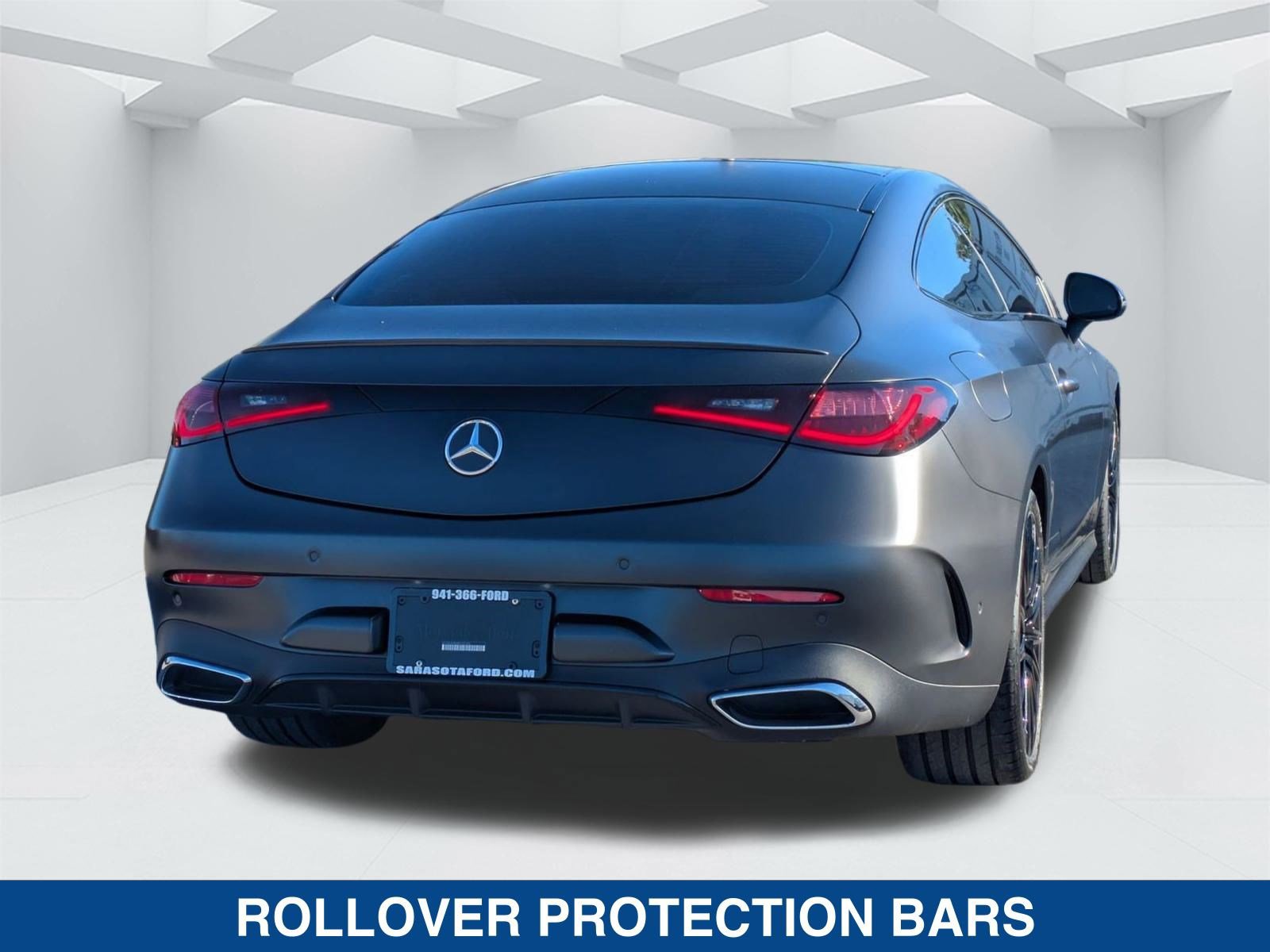 Used 2024 Mercedes-Benz CLE 300 4MATIC Coupe image 4