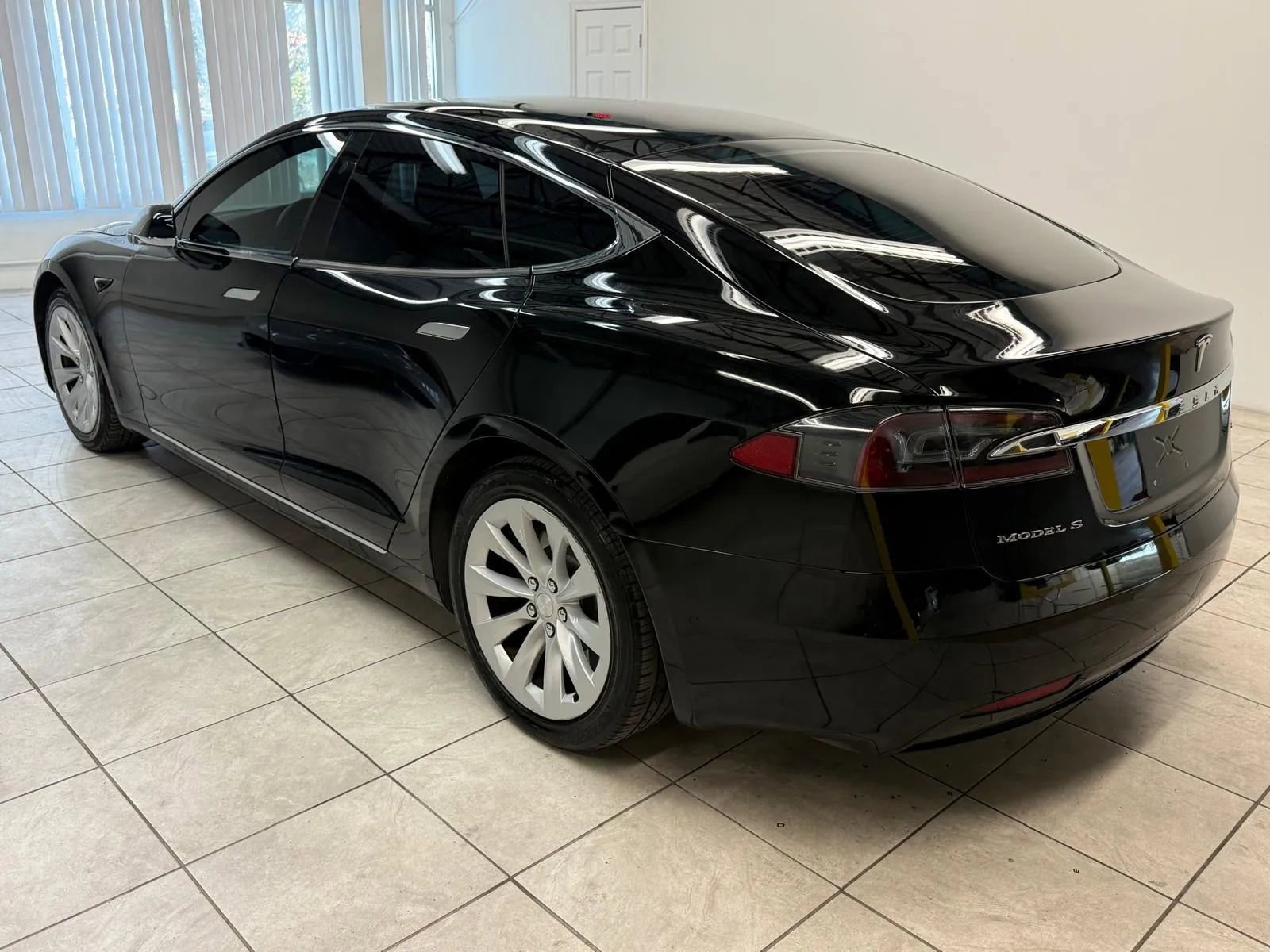 Used 2018 Tesla Model S 75D image 7