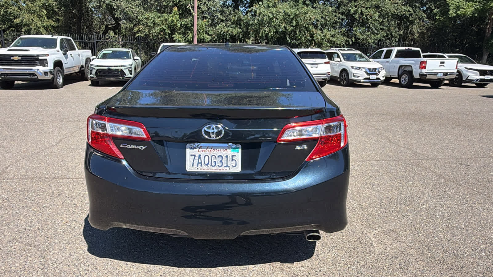Used 2013 Toyota Camry SE FWD image 6