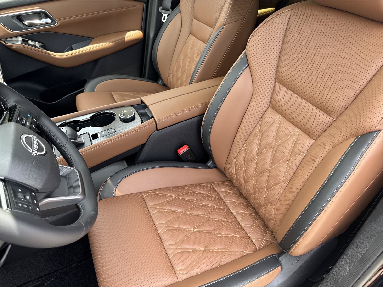 New 2026 Nissan Rogue Platinum w/ Platinum Premium Package AWD/4WD image 12