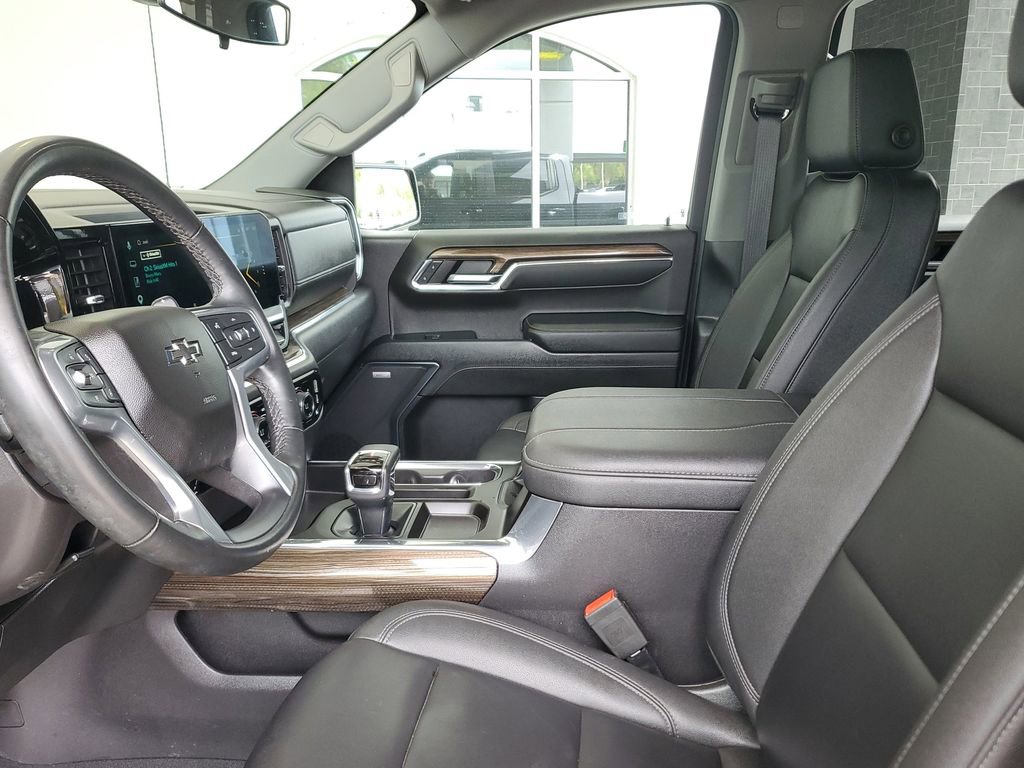 Certified 2024 Chevrolet Silverado 1500 LT Trail Boss w/ LT Trail Boss Premium Package AWD/4WD image 21