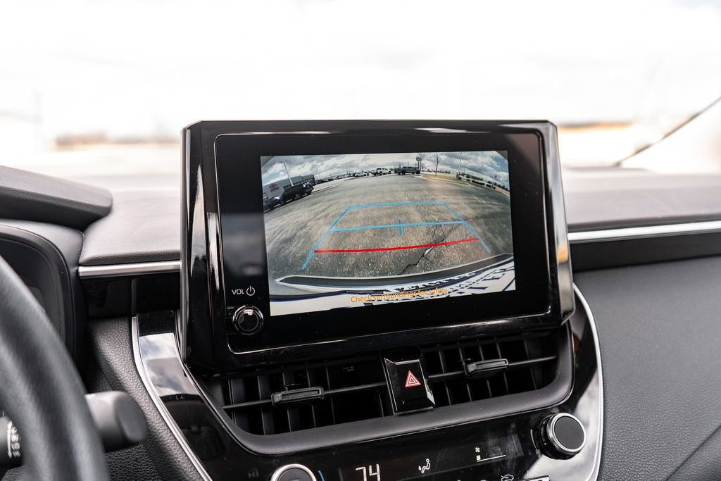 Used 2024 Toyota Corolla LE image 29