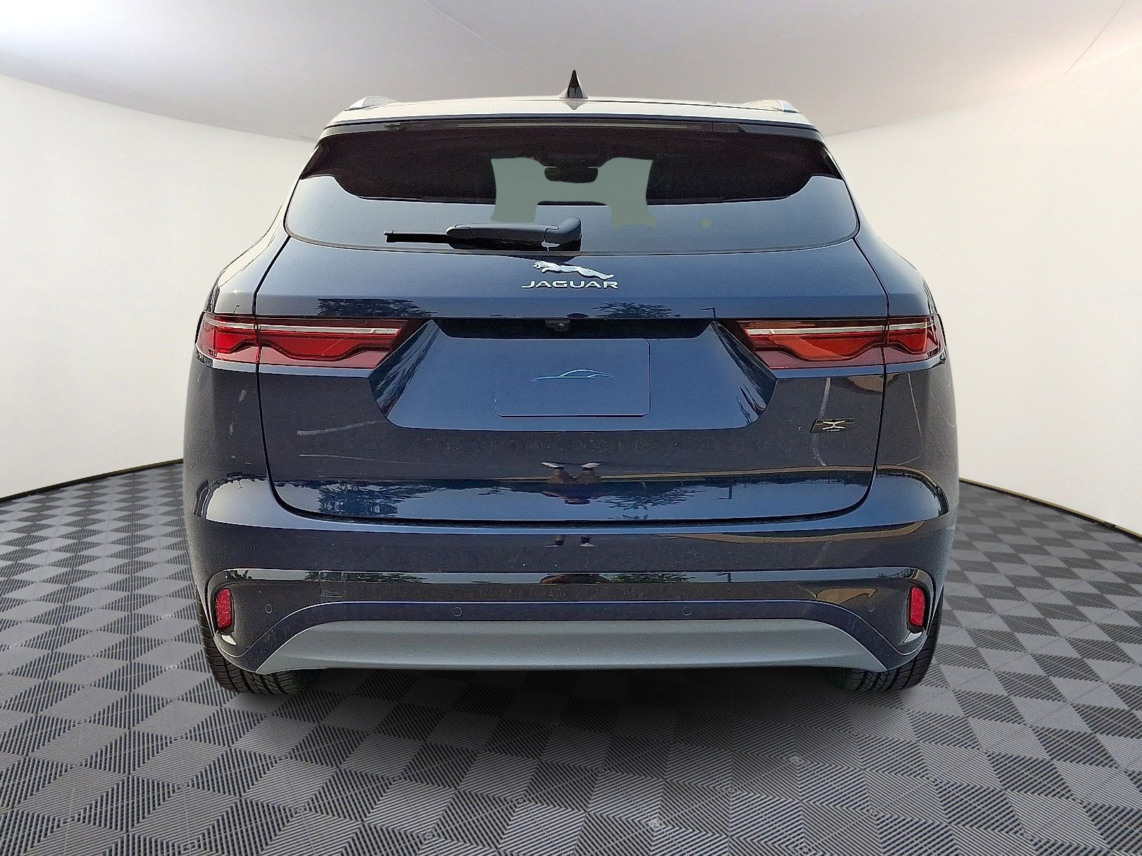 New 2026 Jaguar F-PACE R-Dynamic S image 3