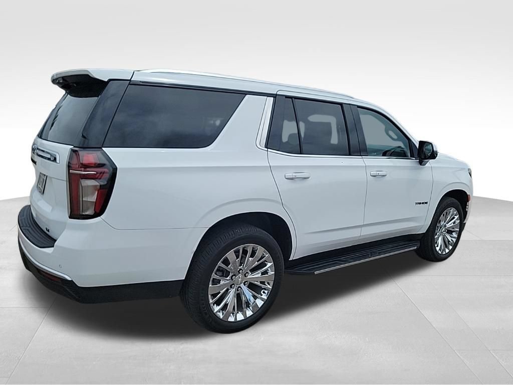 Certified 2023 Chevrolet Tahoe LT w/ Luxury Package AWD/4WD image 15