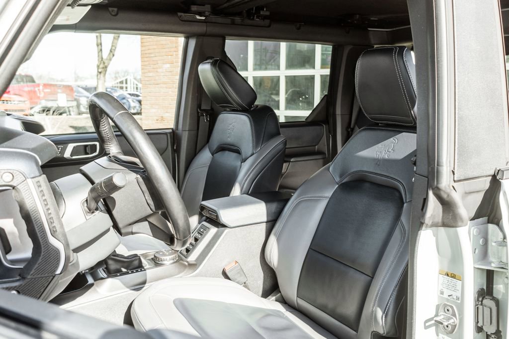 Used 2021 Ford Bronco First Edition AWD/4WD image 7