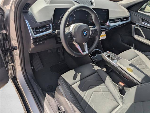 Used 2026 BMW X1 xDrive28i AWD/4WD image 3
