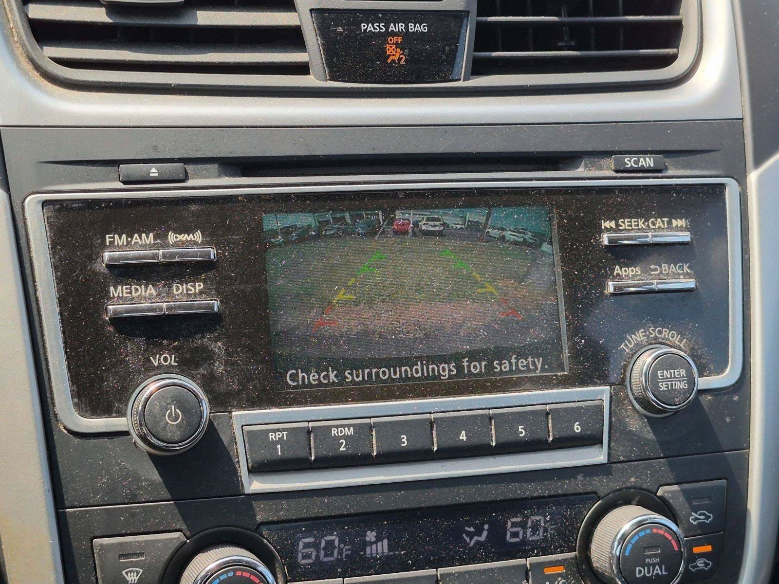 Used 2016 Nissan Altima 2.5 SV FWD image 11