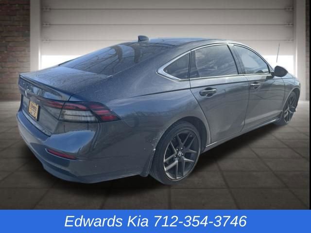 Used 2024 Honda Accord EX image 3