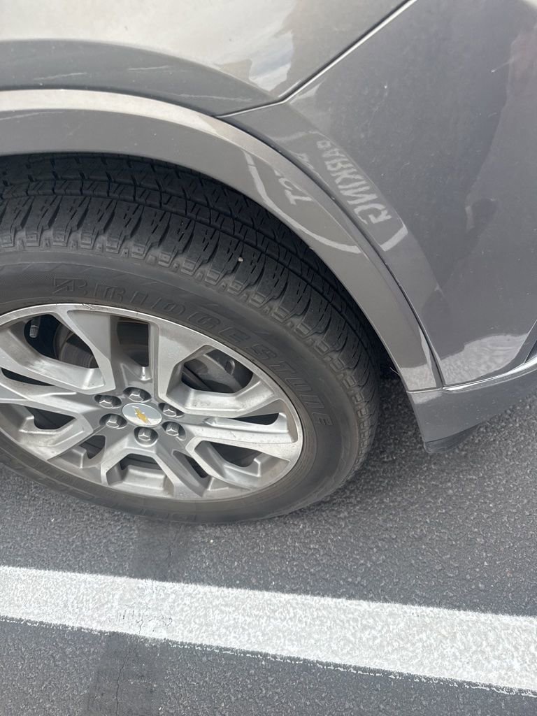 Used 2019 Chevrolet Traverse Premier AWD/4WD image 4