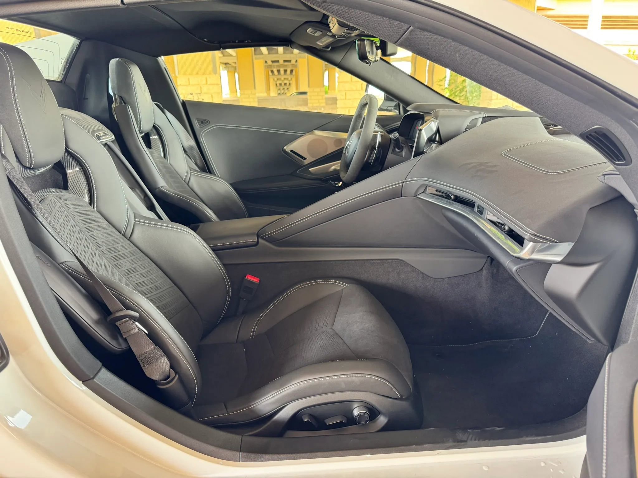 Used 2024 Chevrolet Corvette Stingray Preferred Conv w/ 2LT image 22