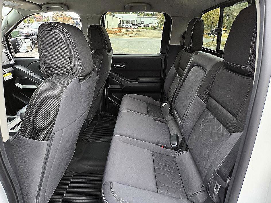 New 2026 Nissan Frontier SV w/ All-Weather Content Package image 10