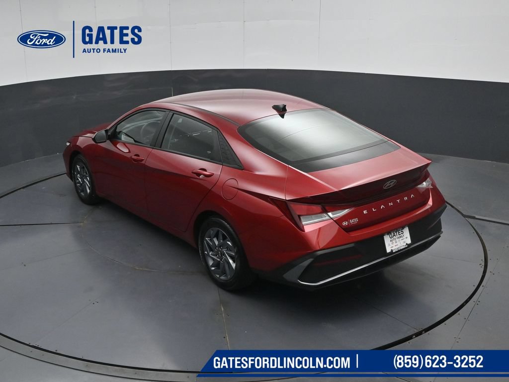 Used 2024 Hyundai Elantra SEL FWD image 52